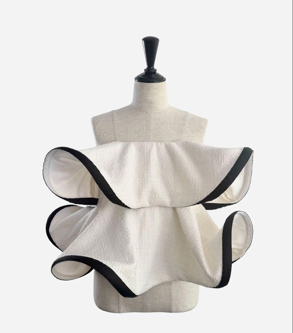 sheller BLOOM tweed tops 新品タグ付き