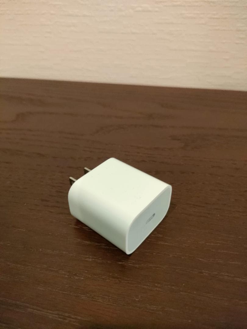 iPad 第8世代 Wi-Fiモデル 128GB MYLD2J/A　A2270