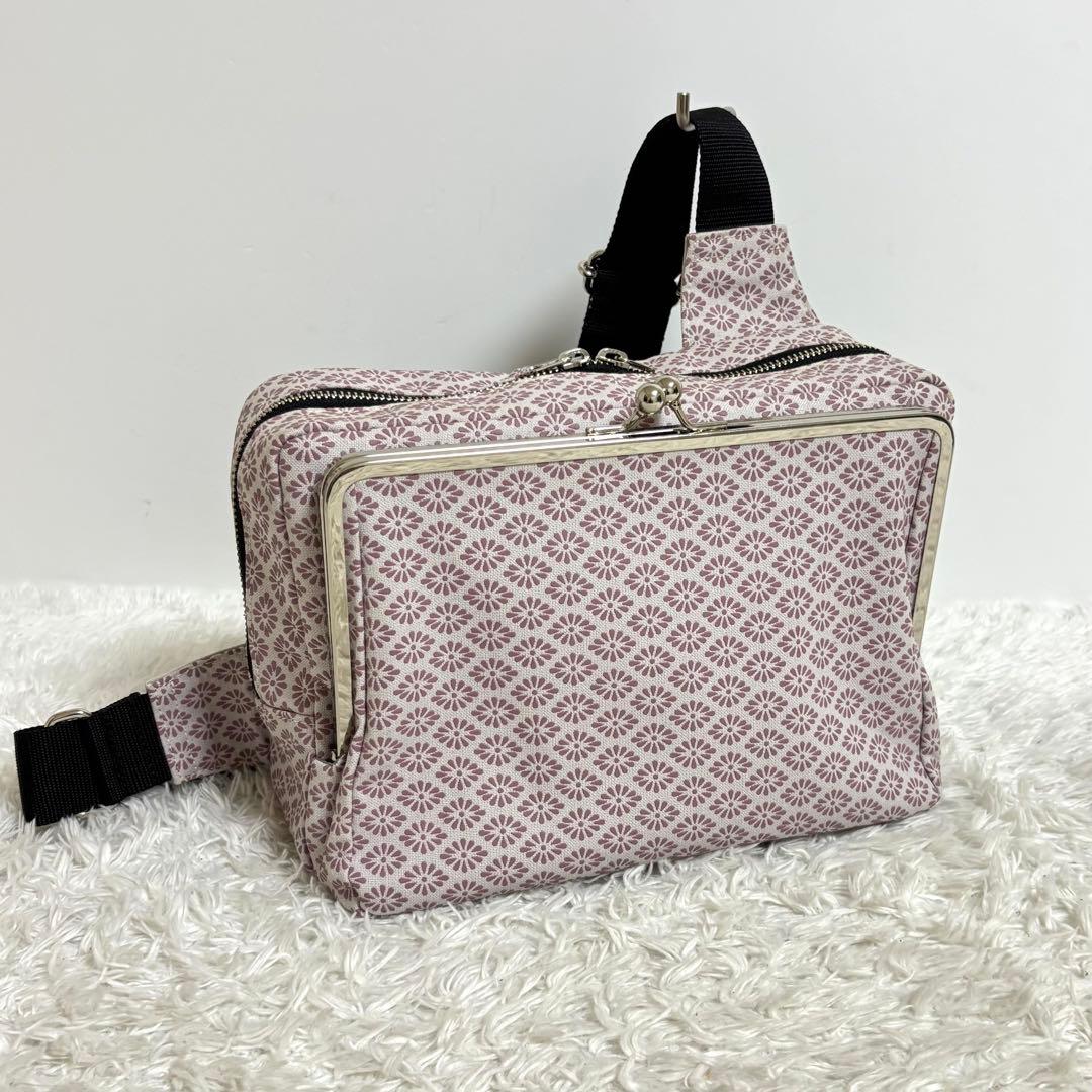 【極美品】 アヤノコウジ スクエア型 がま口 ボディバッグ クロスボディ