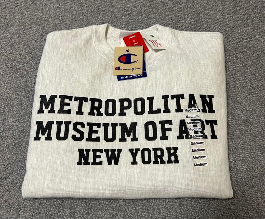 チャンピオン　メトロポリタンミュージアム　スウェット