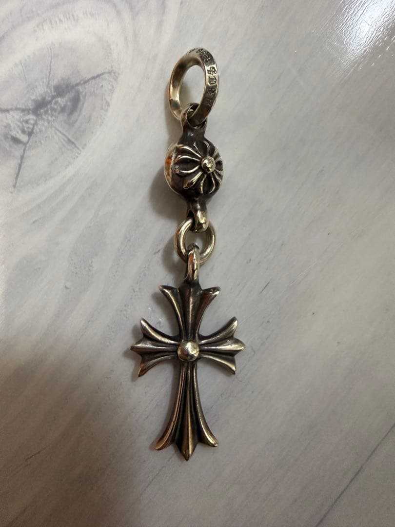 クロムハーツ ワンボールタイニーCHクロス