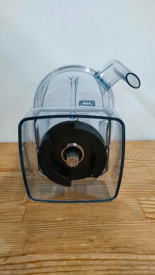 【目立った傷や汚れなし】バイタミックスE310　ホワイト　保証書あり　　1617