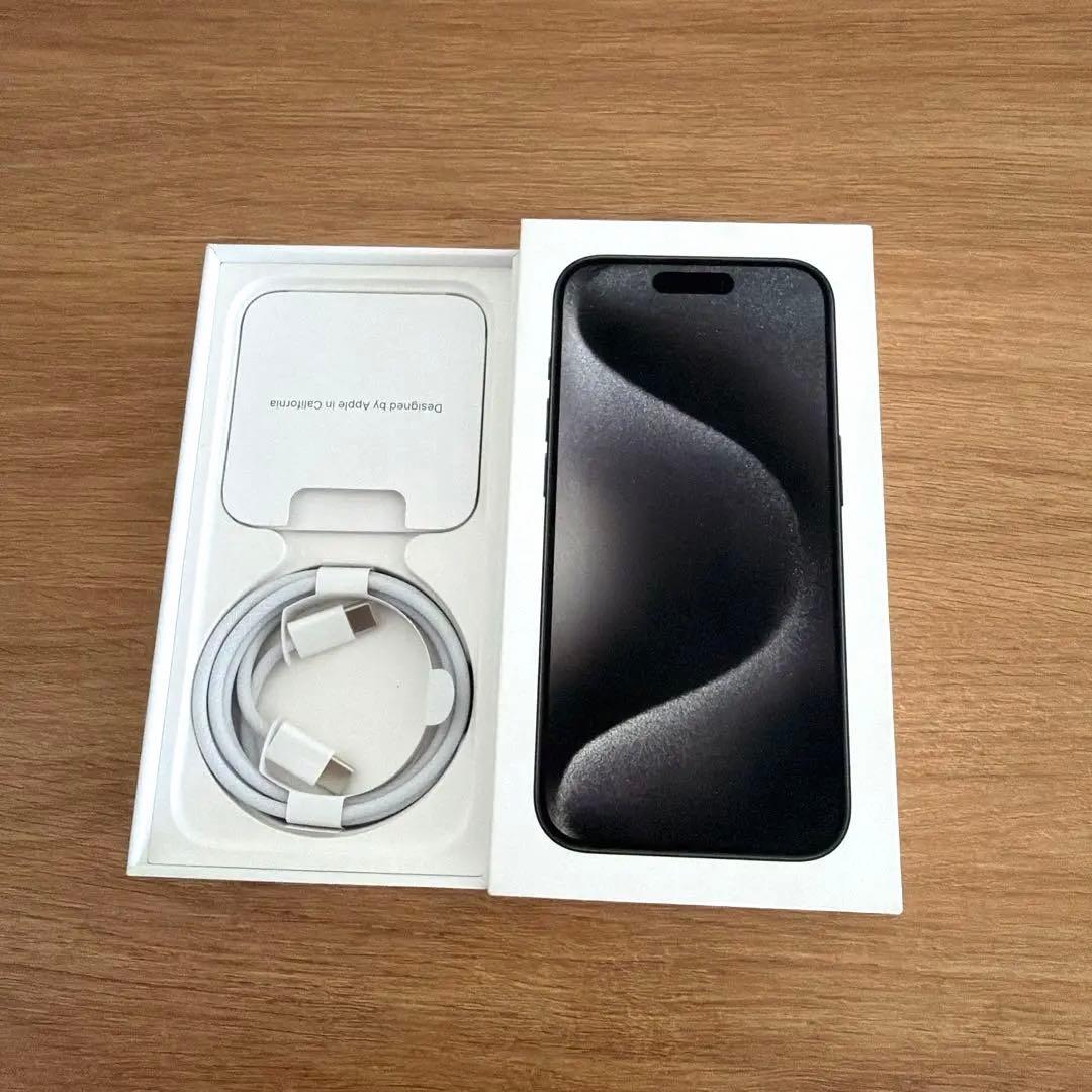 【美品/即日発送】iPhone15Pro 本体 1TB SIMフリー