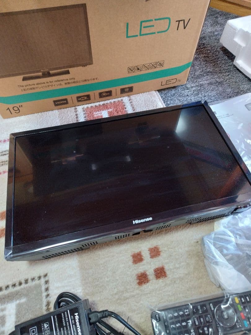 Hisense 19インチ LED TV 本体