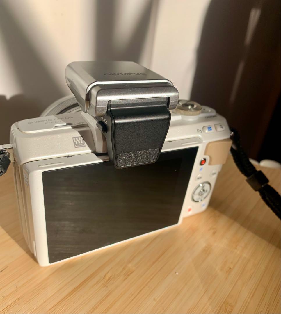 【美品】OLYMPUS PEN ミラーレス Lite E-PL7