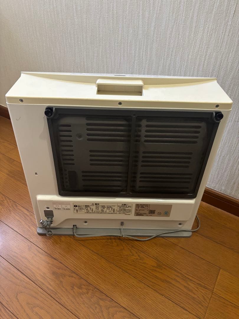 ガスファンヒーター ホワイト ・ノーリツ