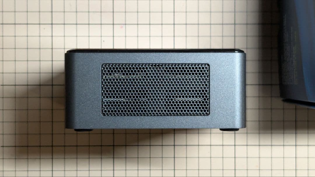 NUC8i3BEH Core i3 メモリ16GB 小型PC Win11対応