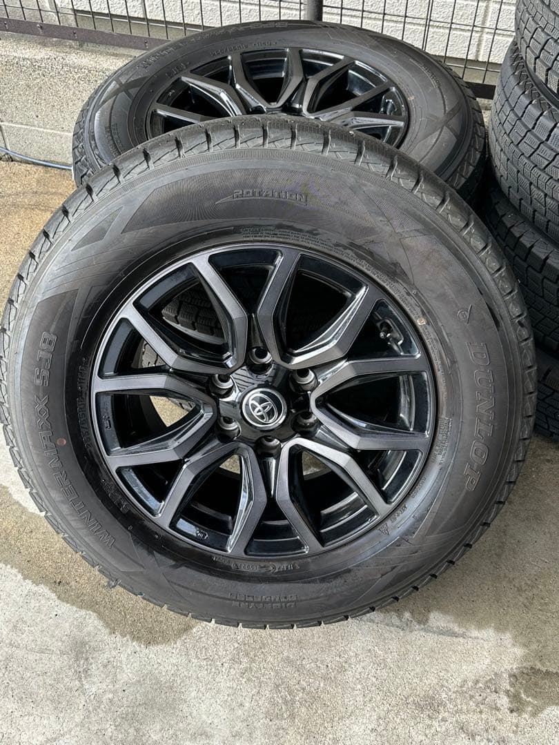 ハイラックス125 GR 純正ホイール& DUNLOP スタッドレス4本セット