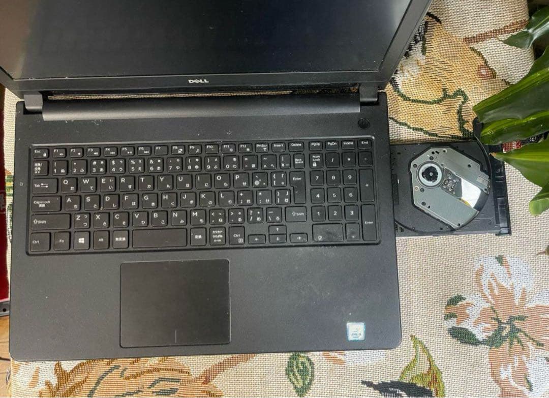 Windows11 DELL ノートパソコン ITTYFJA00