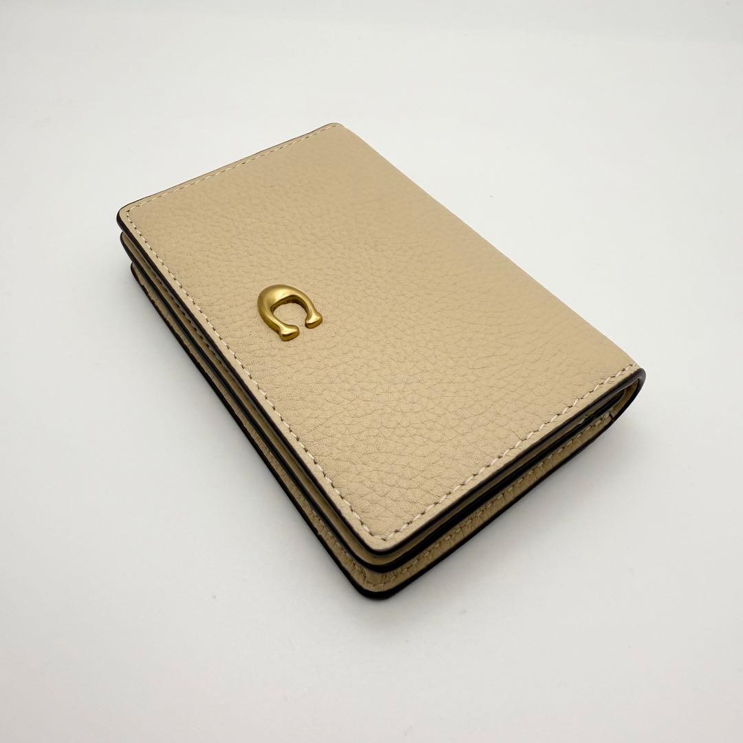 COACH ★大人気★ エッセンシャル ビジネス カードケース アイボリー 新品