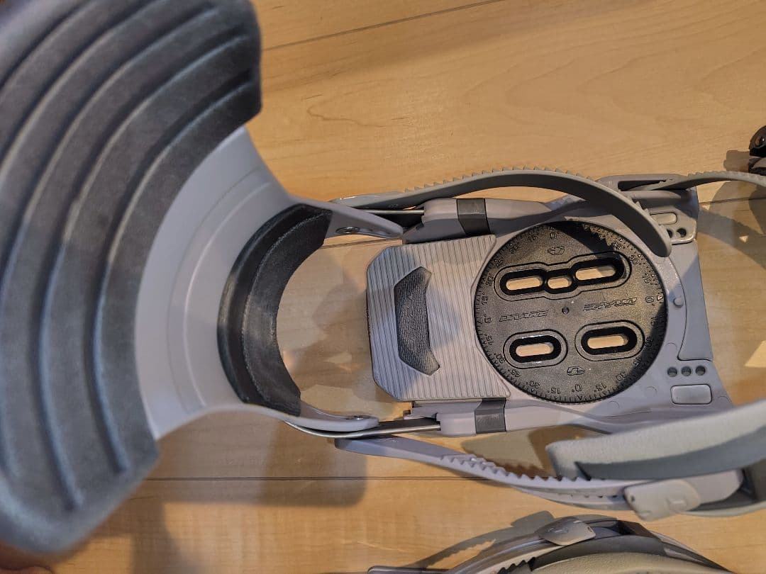 DRAKE　ドレイク　RELOAD　リロード　スノーボードビンディング