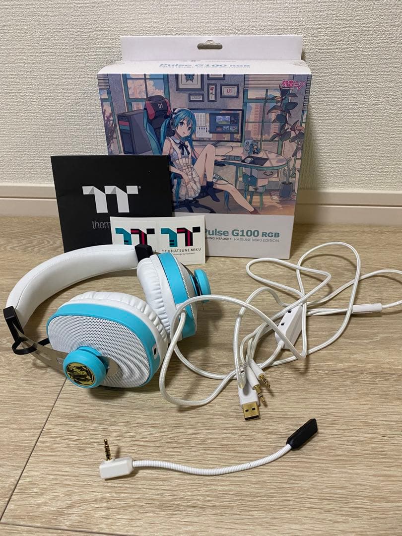 初音ミクコラボThermaltake Pulse G100 RGB ヘッドセット