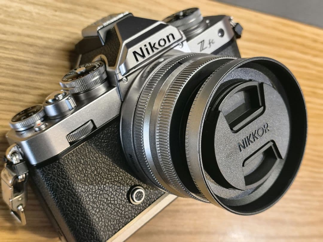 ニコン　DX 16-50mm f/3.5-6.3 VR シルバー Zマウント