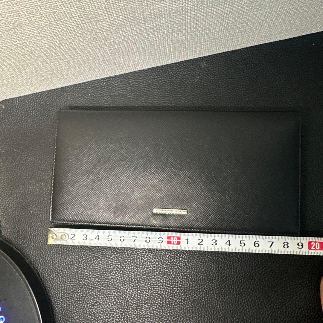 未使用　GIVENCHY ブラックレザー 長財布