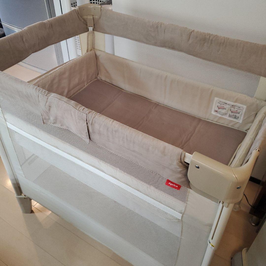 アップリカ ココネルエアープラス ベビー ベッド シュークリーム GR
