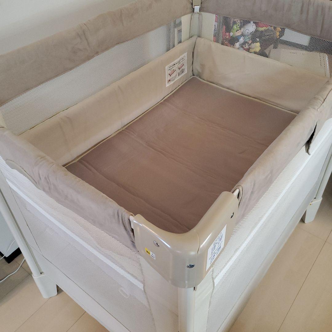 アップリカ ココネルエアープラス ベビー ベッド シュークリーム GR