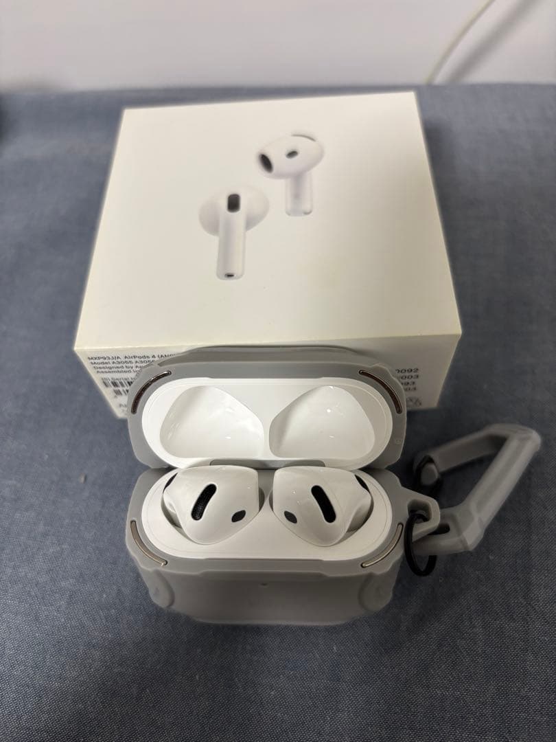 イヤホン AirPods 4 ANC