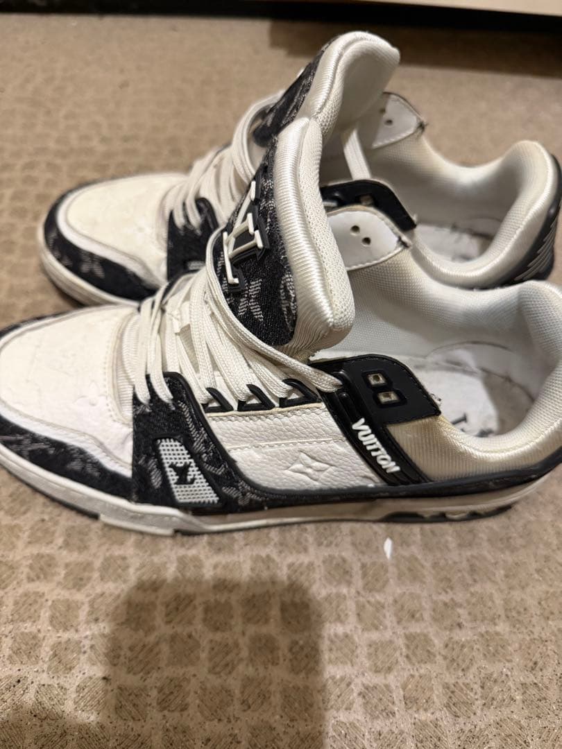 ルイヴィトン スニーカー トレイナー