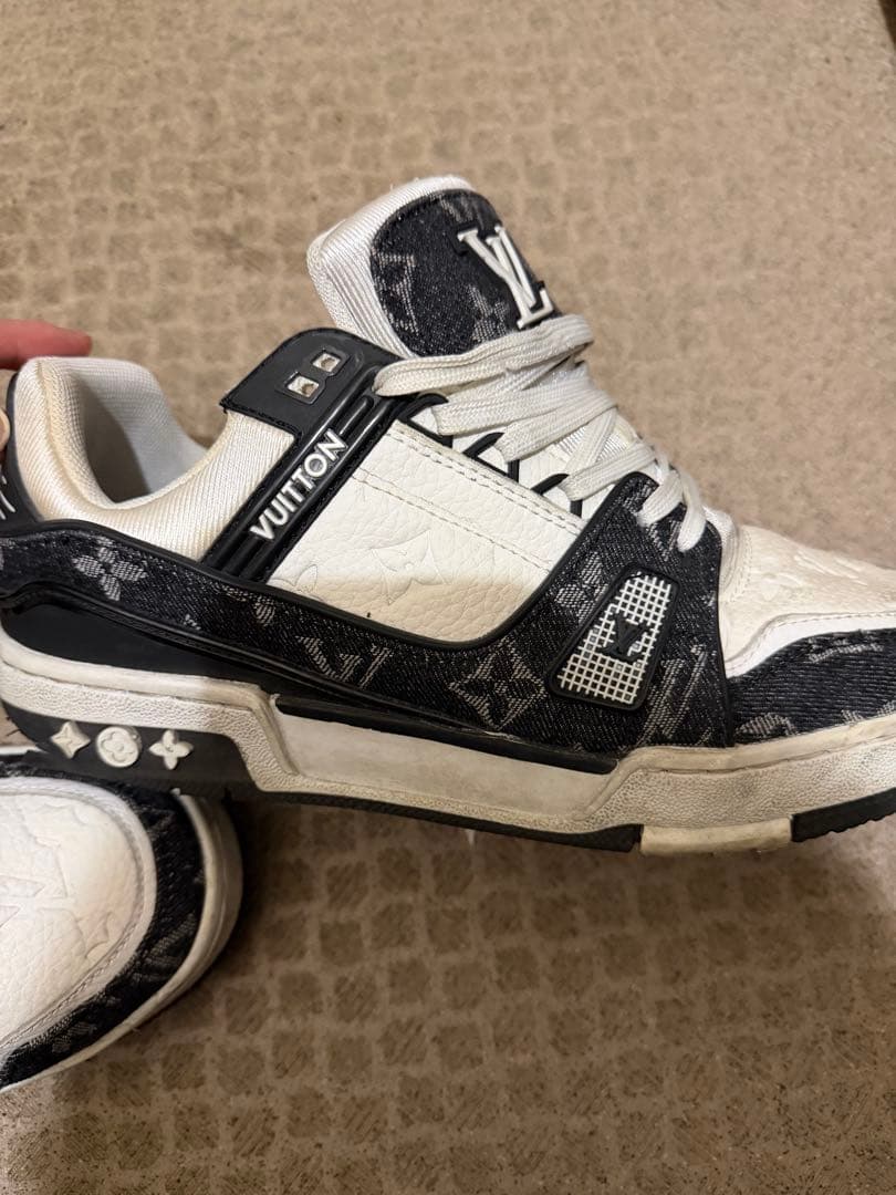 ルイヴィトン スニーカー トレイナー