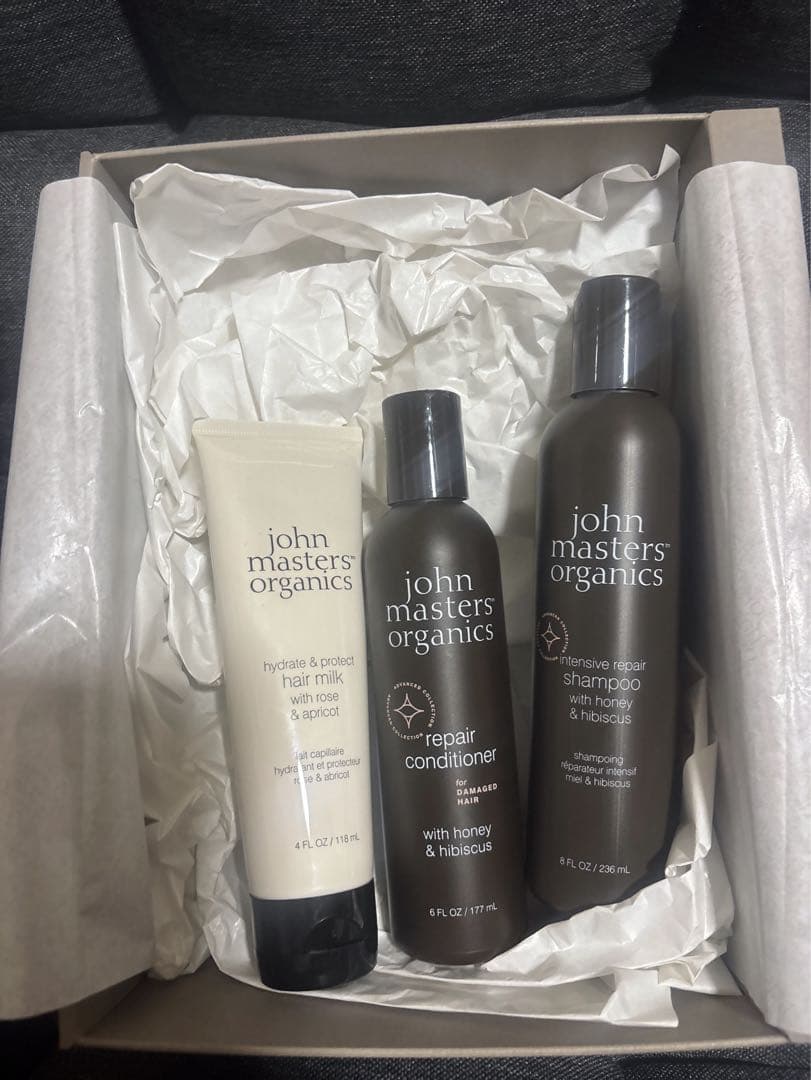 【新品・未使用】ジョンマスターオーガニックシャンプー＆トリートメント＆ヘアミルク