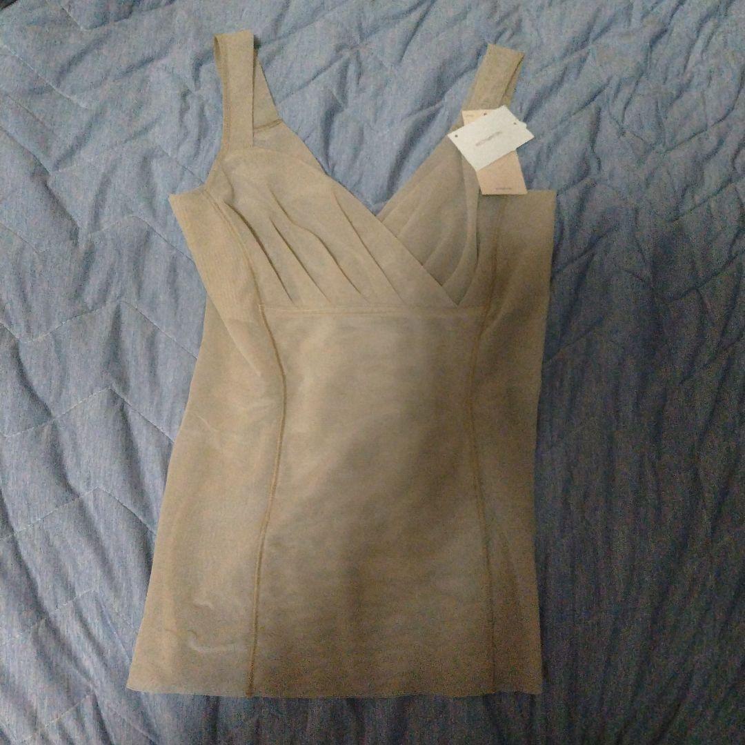 ミルキィ　フロラーレ バイ トリンプ706 コサージュ　ボディスーツ2枚