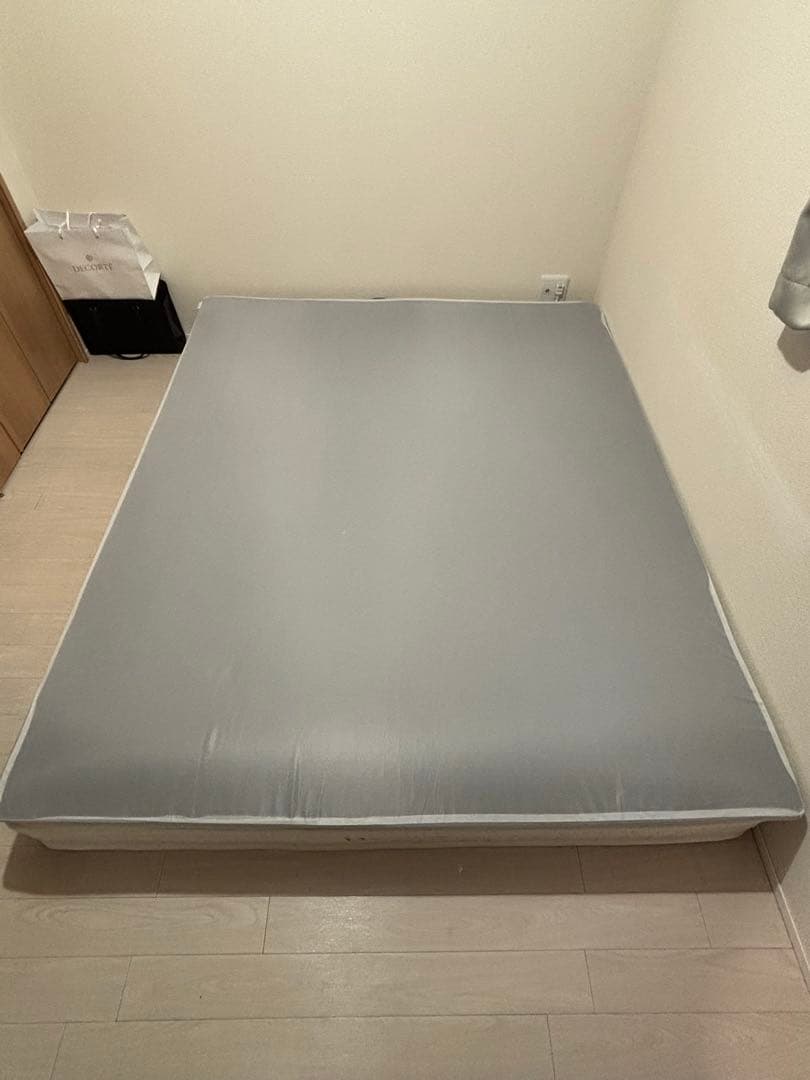 ミネルヴァマットレスプラス クイーンサイズ