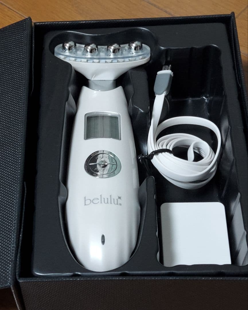 美顔器【NEW 美ルル リバース 】