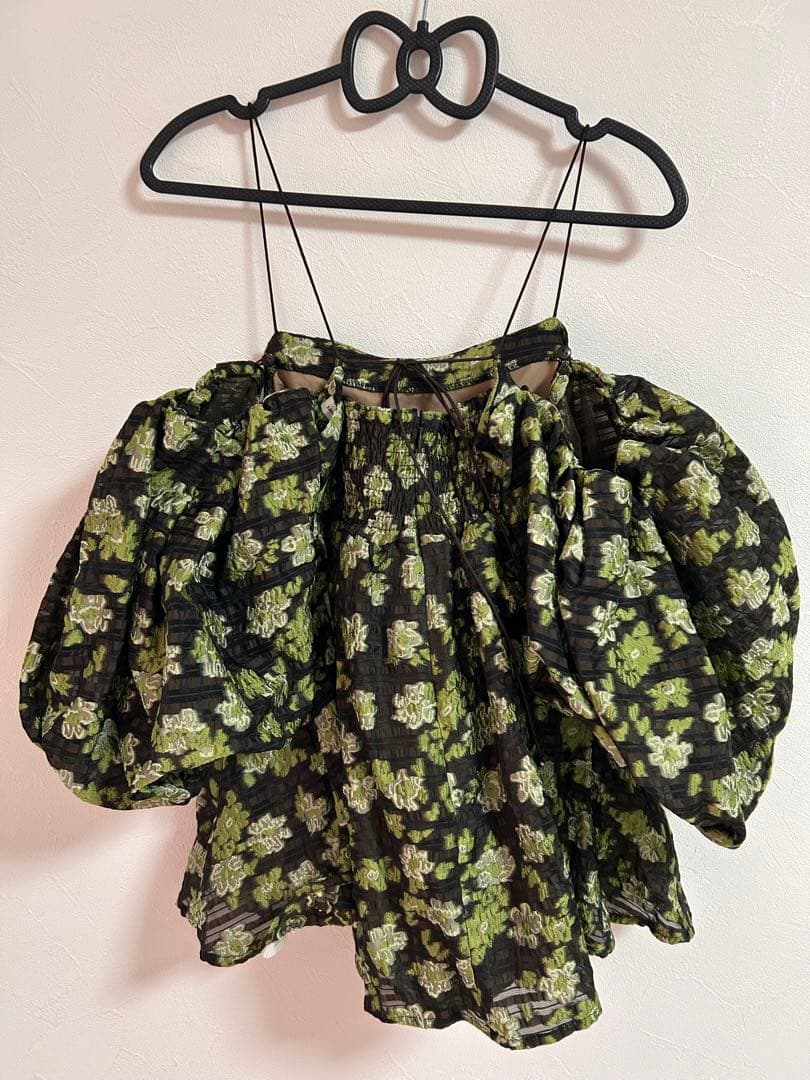 Lily Brown 3wayジャガードペプラムビスチェ