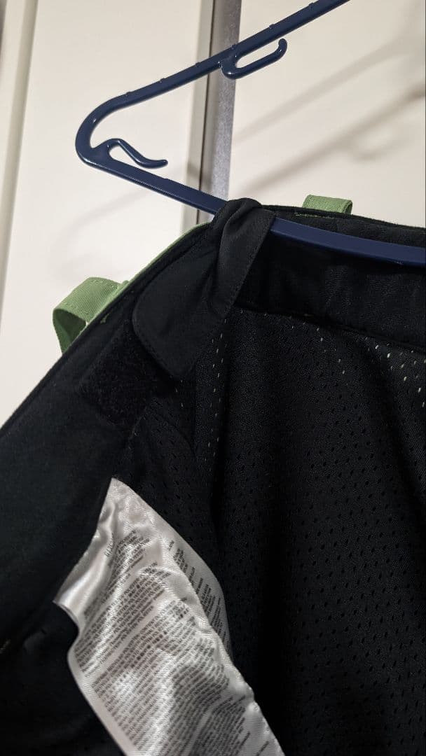 VOLCOM21-22 メンズスノーボードウェア