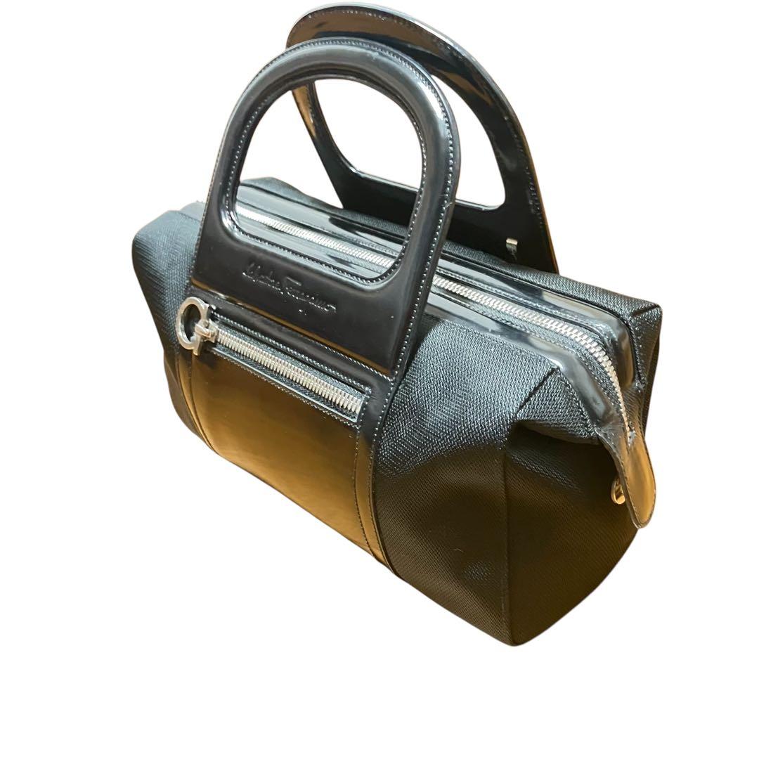 Salvatore Ferragamo【サルバトーレフェラガモ】ハンドバッグ