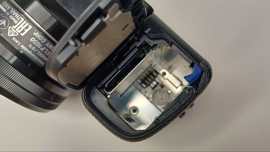 SONY α6000 パワーズームレンズキット ILCE6000-L