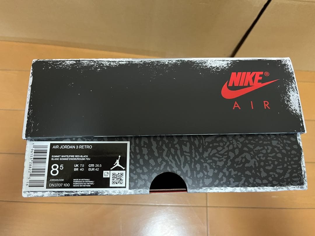 エア ジョーダン 3 レトロ　26.5　ホワイト/グレー/ブラック