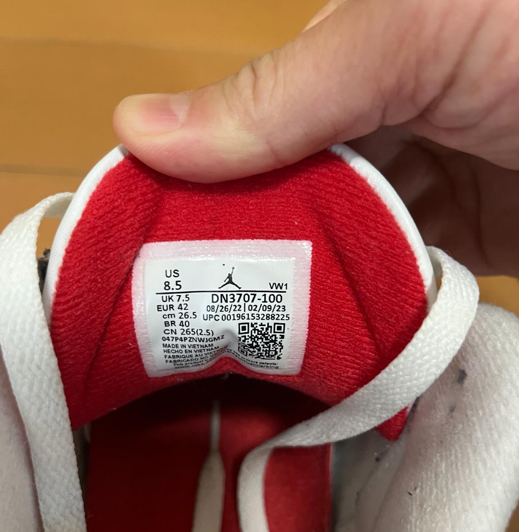 エア ジョーダン 3 レトロ　26.5　ホワイト/グレー/ブラック