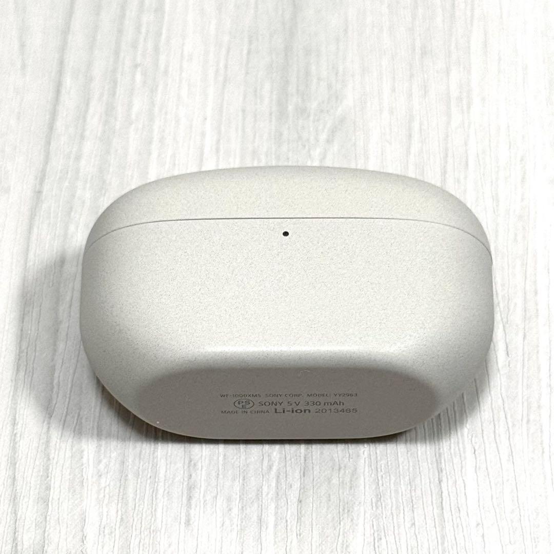 【美品】ソニー純正 WF-1000XM5 プラチナシルバー 充電ケースのみ