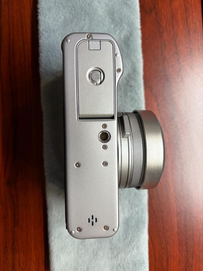 FUJIFILM X100Ⅵ シルバー 日英版 付属品多数 シャッター回数100