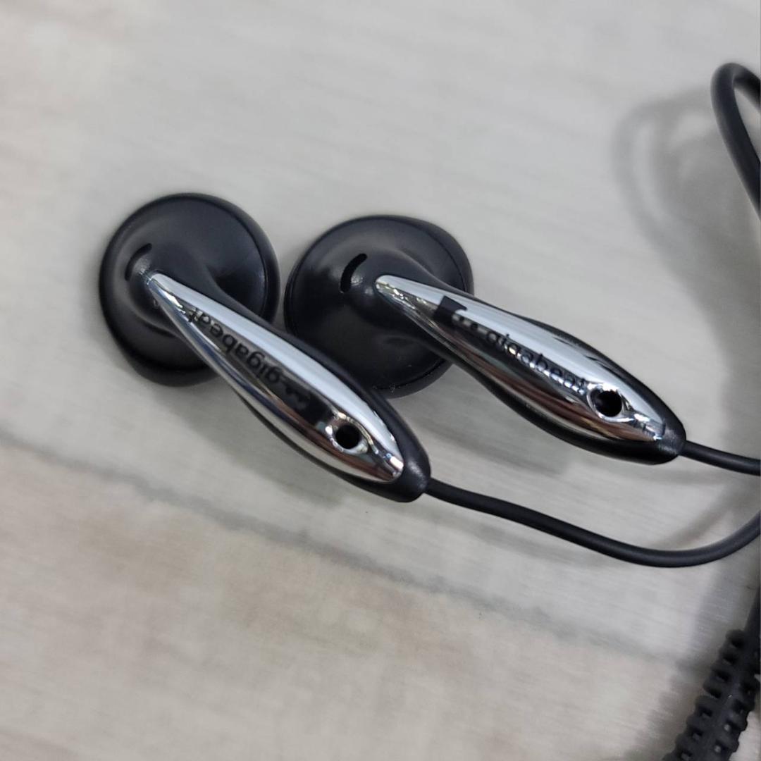 【良品】TOSHIBA ワンセグテレビ gigabeat V401