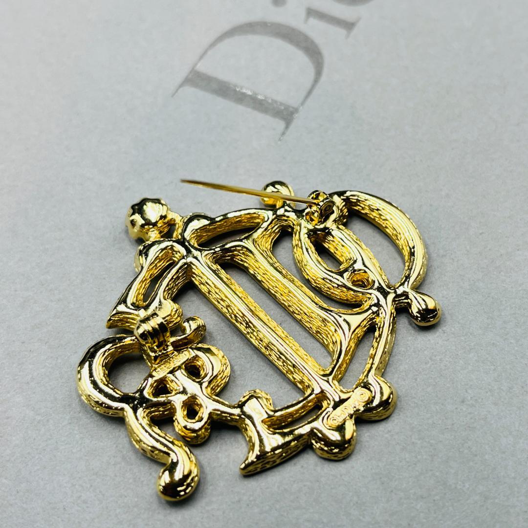 Dior ディオール 旧ロゴ エンブレム ラインストーン ブローチ ゴールド