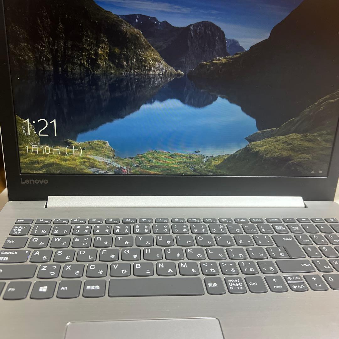 Lenovo IdeaPad シルバー ノートPC