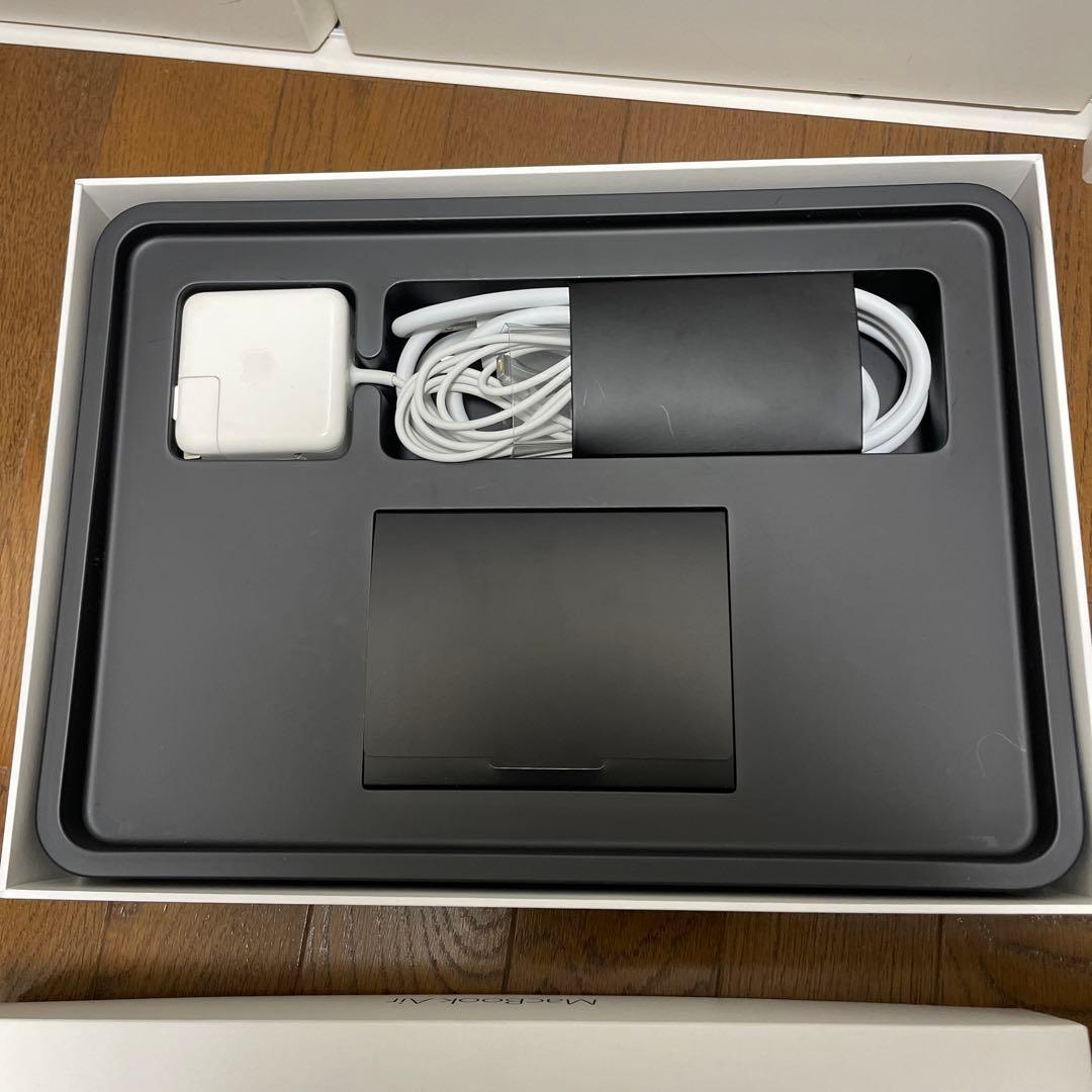 おまけ付き　美品　充電回数少　Macbook Air 2015 128GB