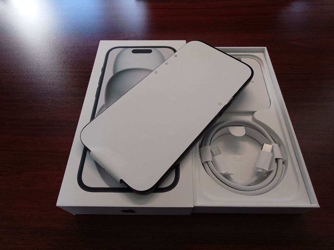 iPhone15 128GB ブラック 新品 Apple