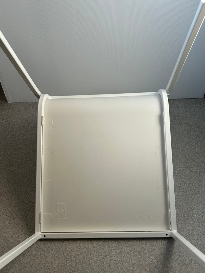 イタリア　LIVIT ULTRA スタッキングチェア　ダイニングチェア 椅子