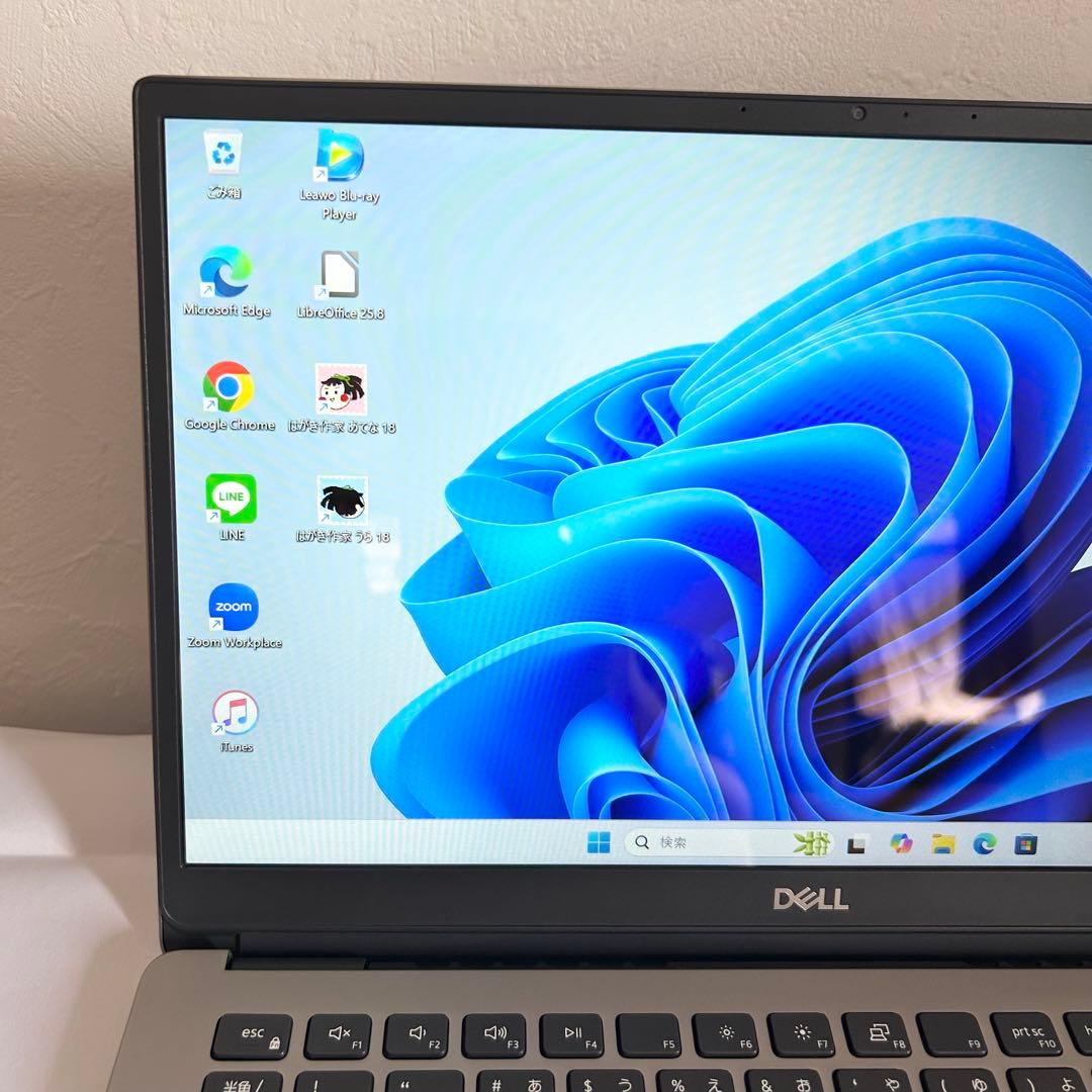 美品 DELL ノートPC SSD256 Win11 Corei5 A33