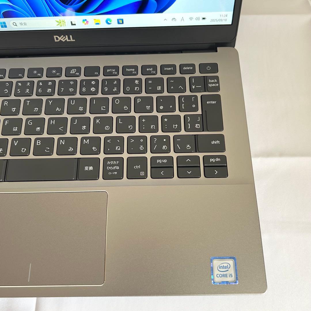 美品 DELL ノートPC SSD256 Win11 Corei5 A33