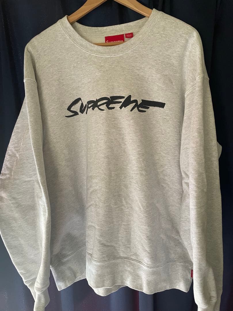 Supreme Futura Logo Crewneck スウェット