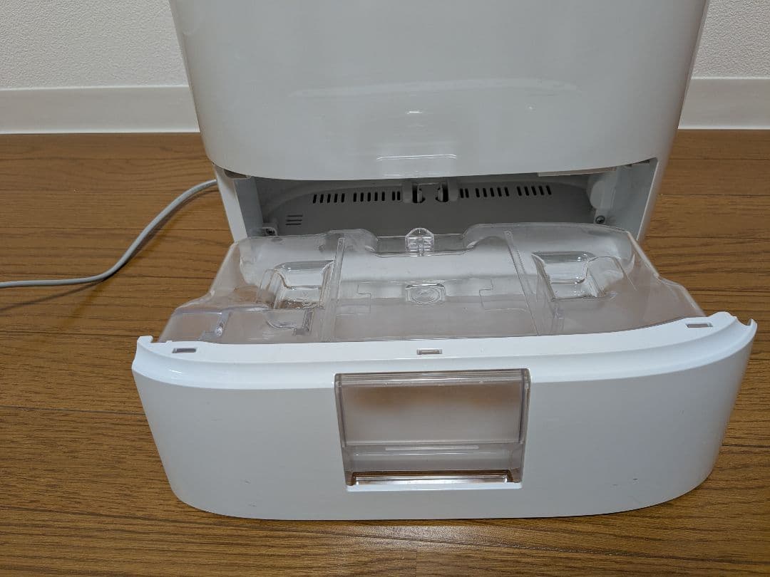 【美品】Panasonic パナソニック　除湿機 F-YZR60