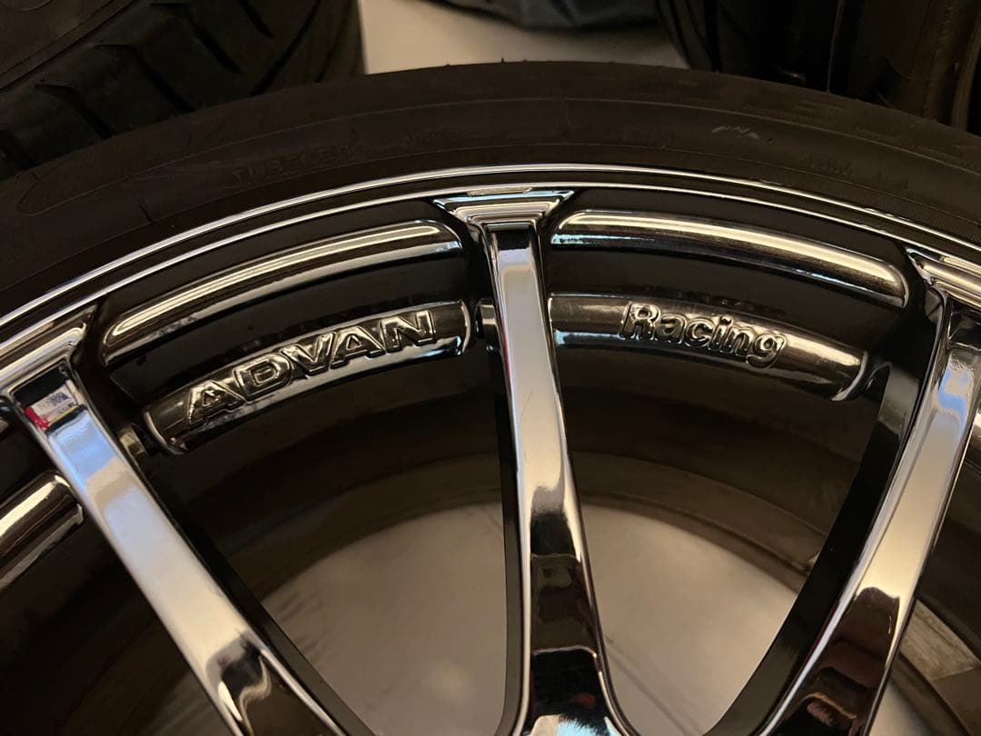 ADVAN Racing RS 17インチホイール・タイヤ4本セット