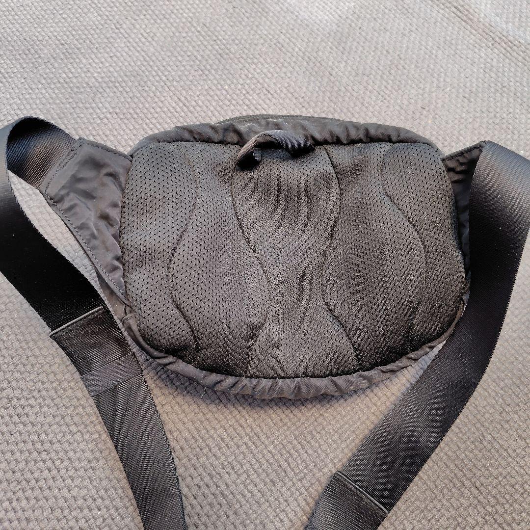 C.P. Company ブラック ボディバッグ