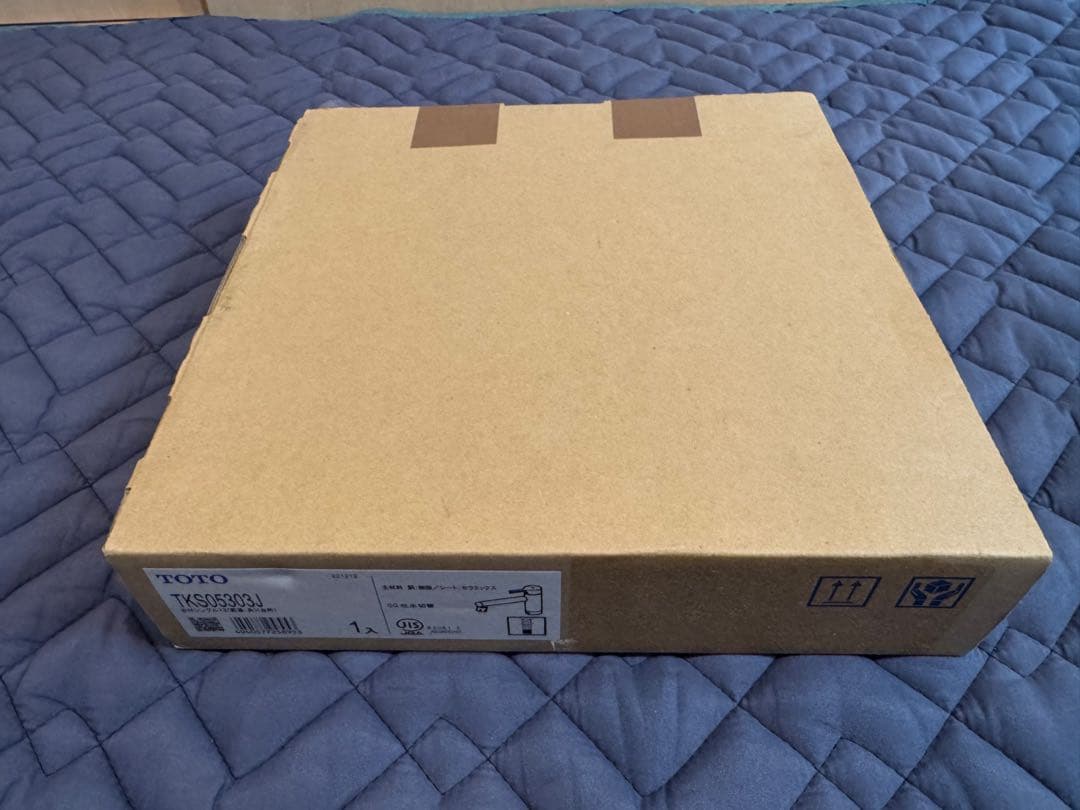 台付シングル混合水栓　TOTO TKS05303J