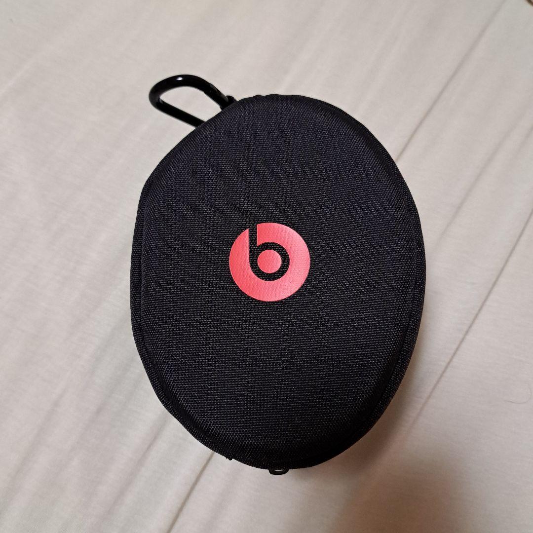 ヘッドホン beats solo3