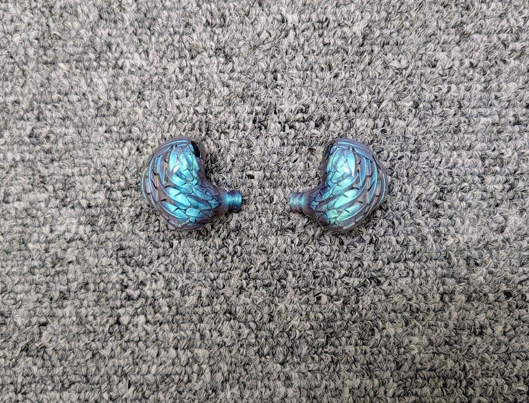 イヤホン ARTPICAL MICHAEL